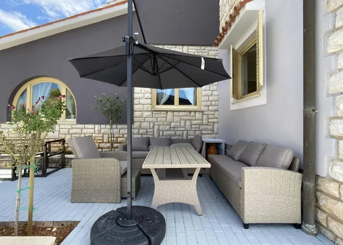 Zorica Villa *